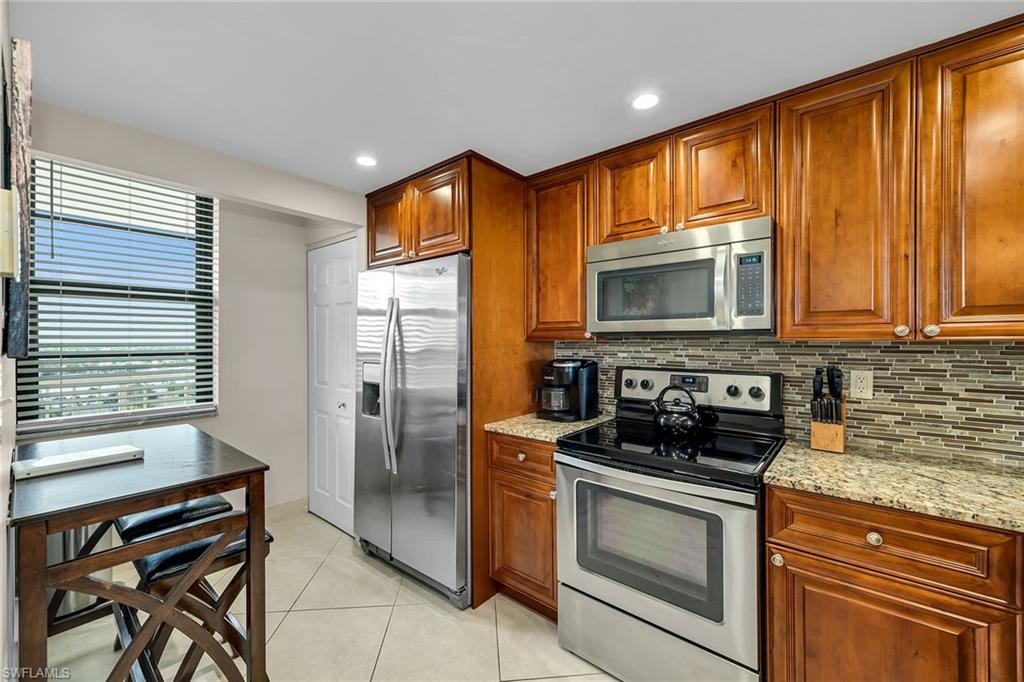 440 Seaview CT 1201 photo 12