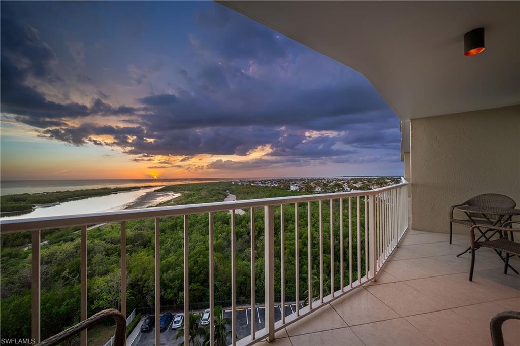 440 Seaview CT 1201