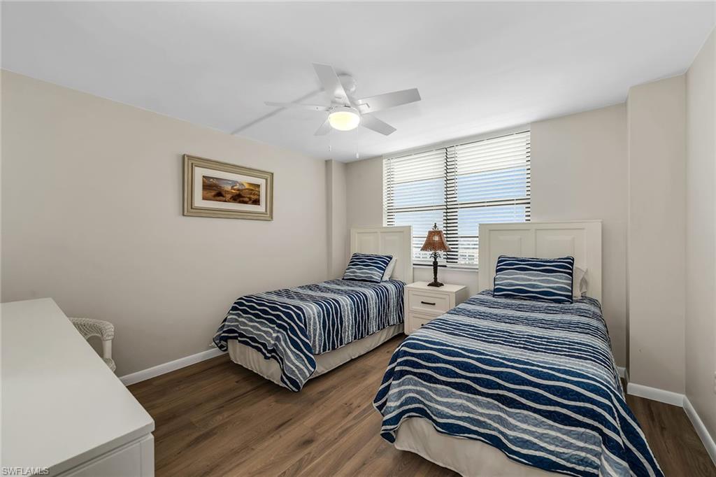 440 Seaview CT 1201 photo 20