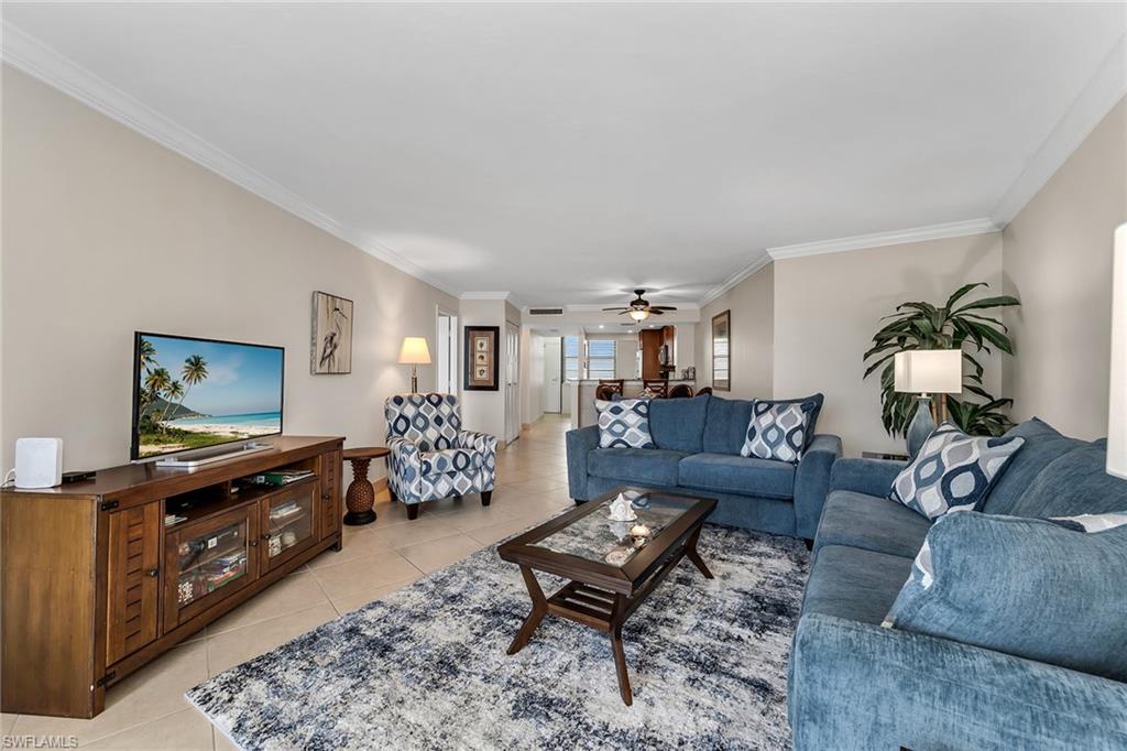 440 Seaview CT 1201 photo 9