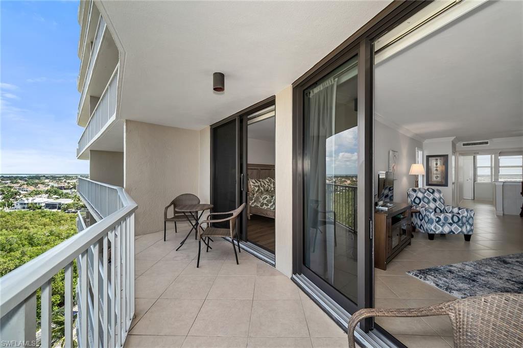 440 Seaview CT 1201 photo 24