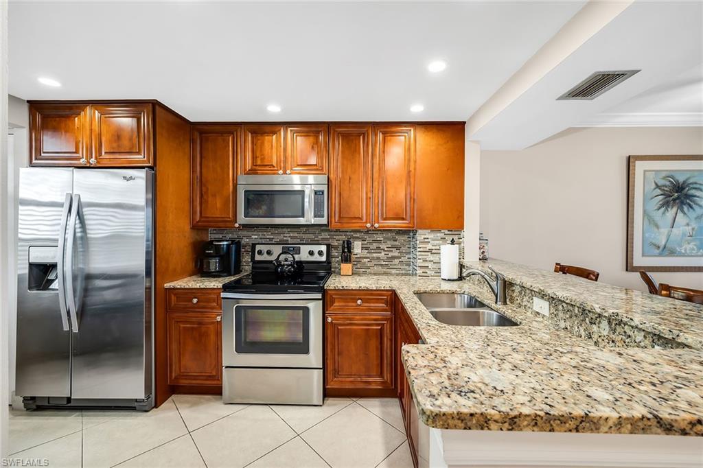 440 Seaview CT 1201 photo 10