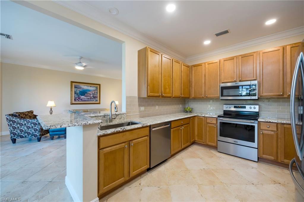 12199 Toscana WAY 102 photo 7