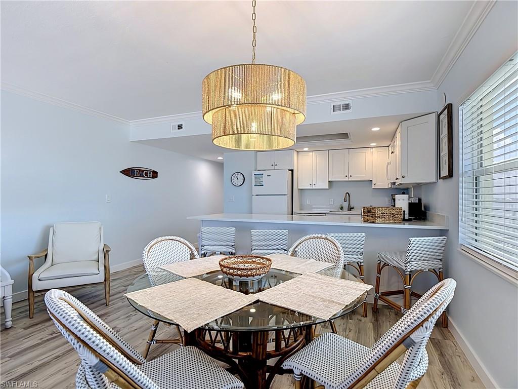 100 Estero BLVD 531 photo 27