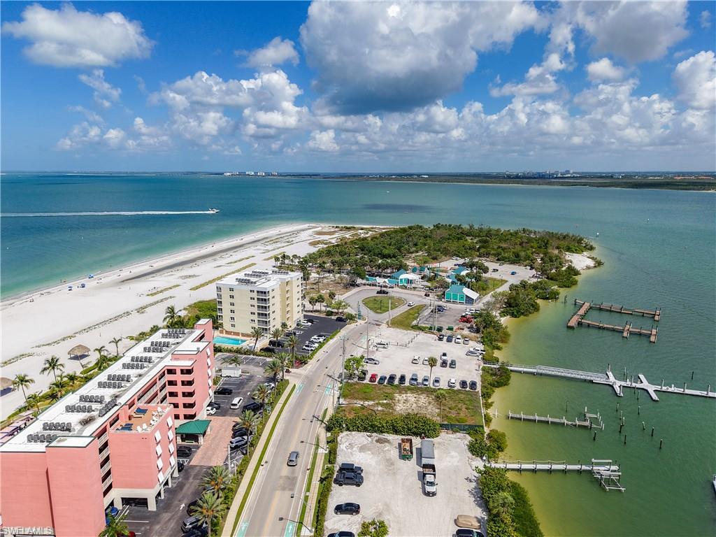 100 Estero BLVD 531 photo 43