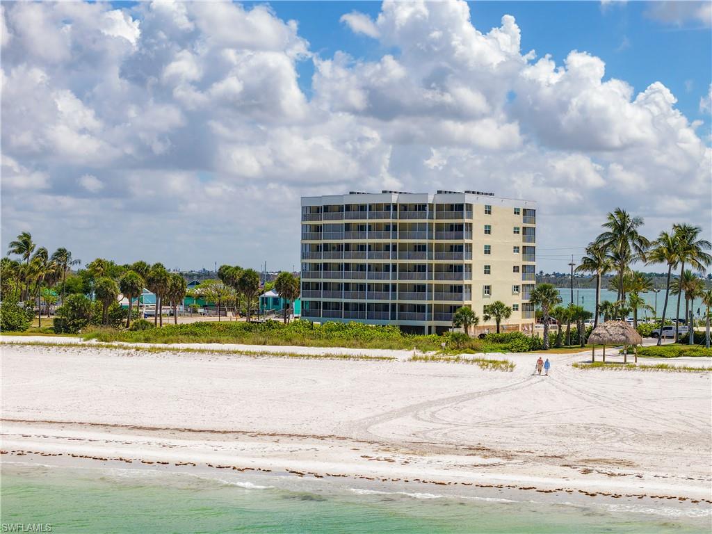 100 Estero BLVD 531 photo 12