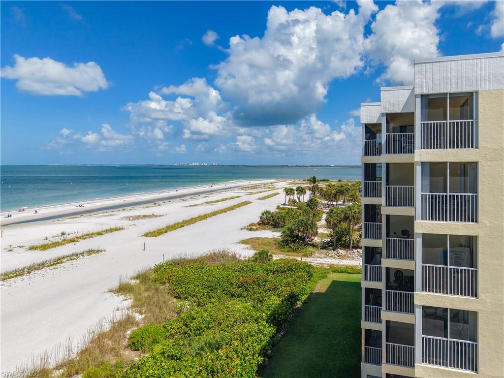 100 Estero BLVD 531 photo 7