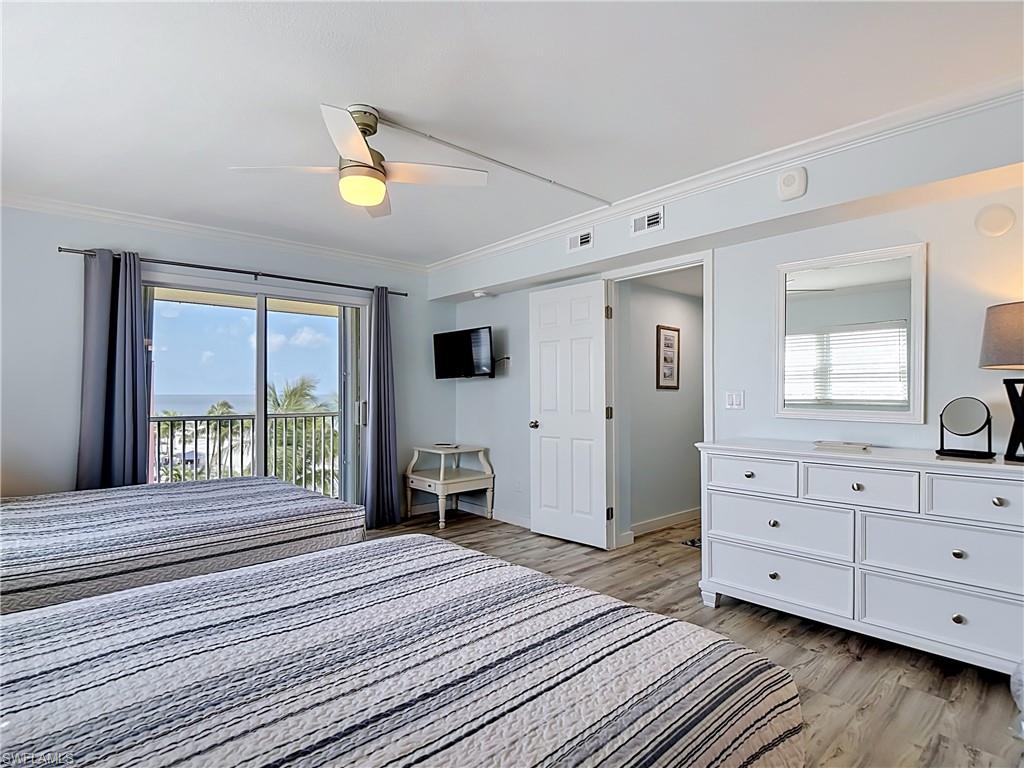 100 Estero BLVD 531 photo 34