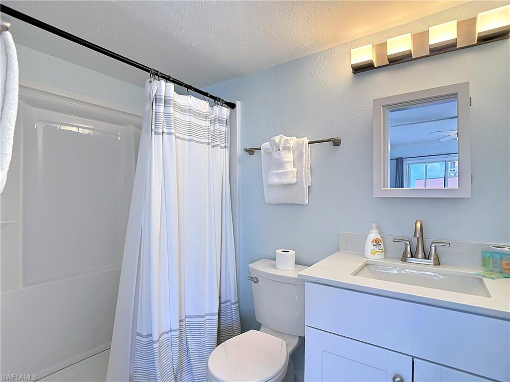 100 Estero BLVD 531 photo 41