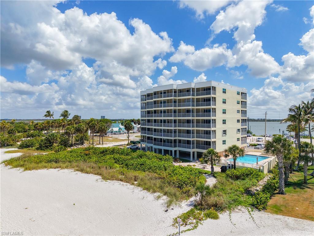 100 Estero BLVD 531 photo 11