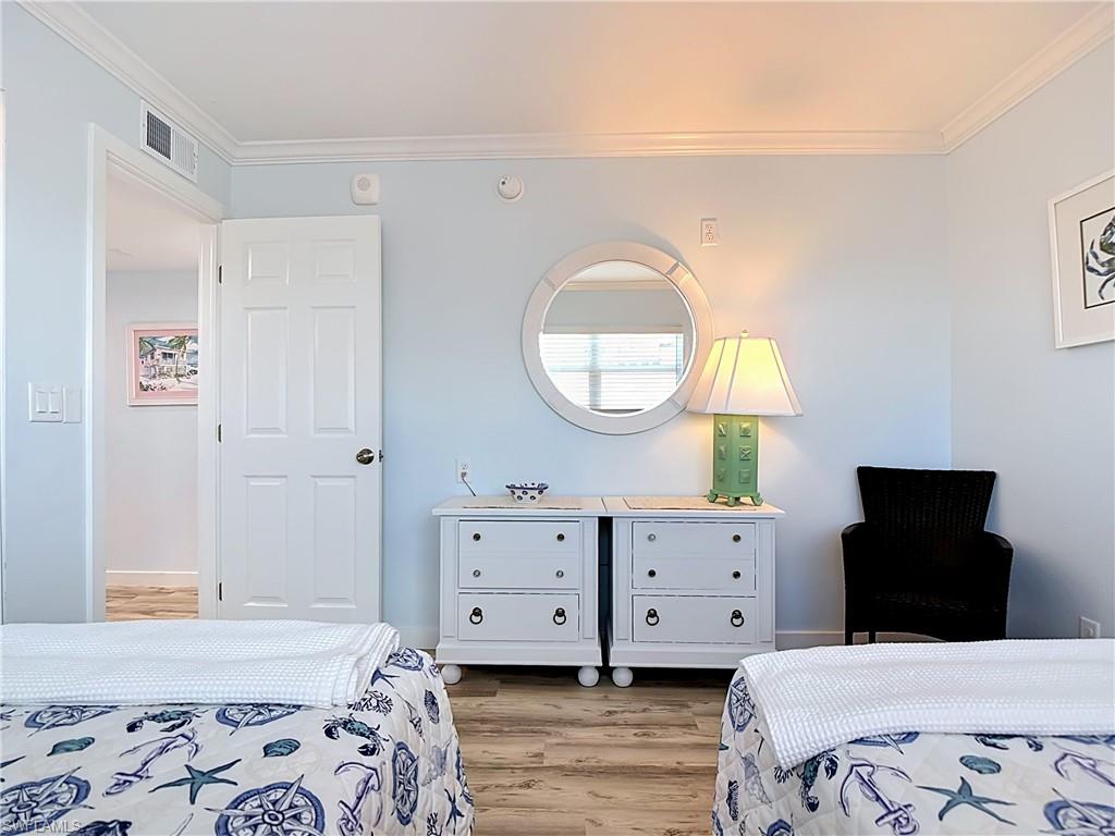 100 Estero BLVD 531 photo 39