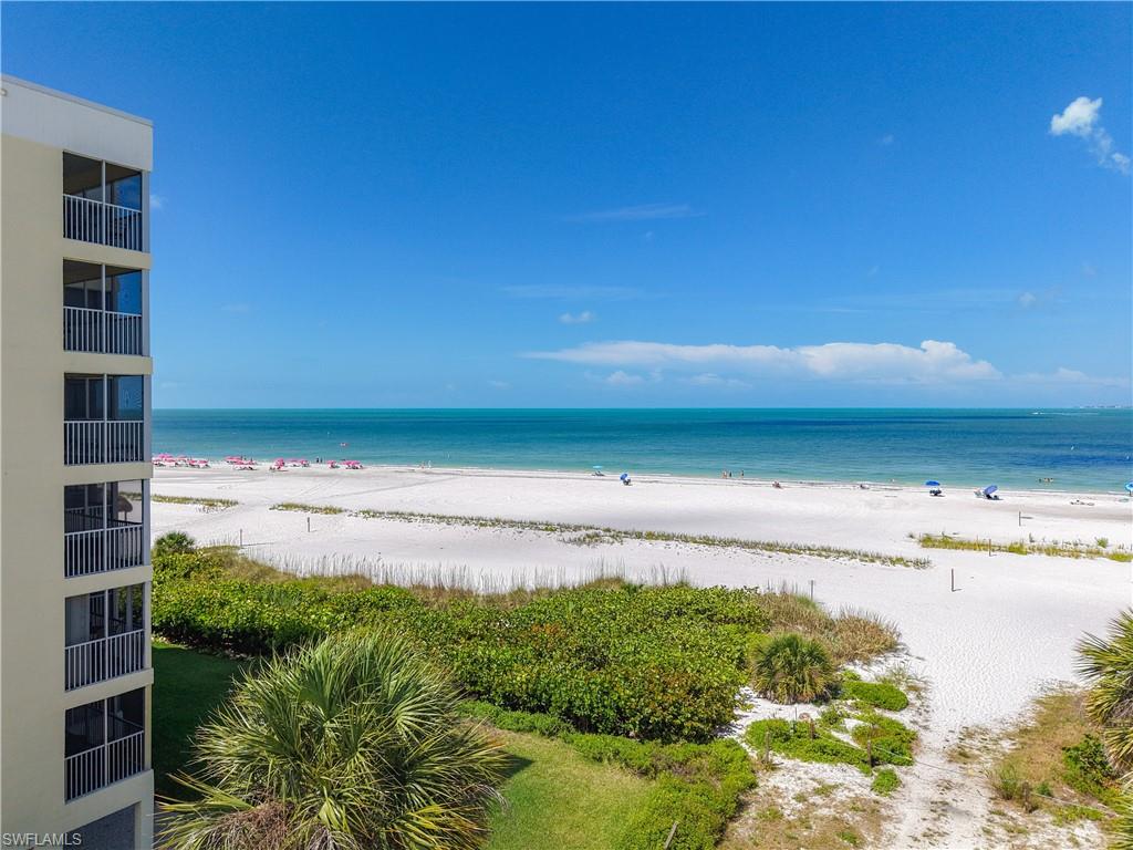 100 Estero BLVD 531 photo 8
