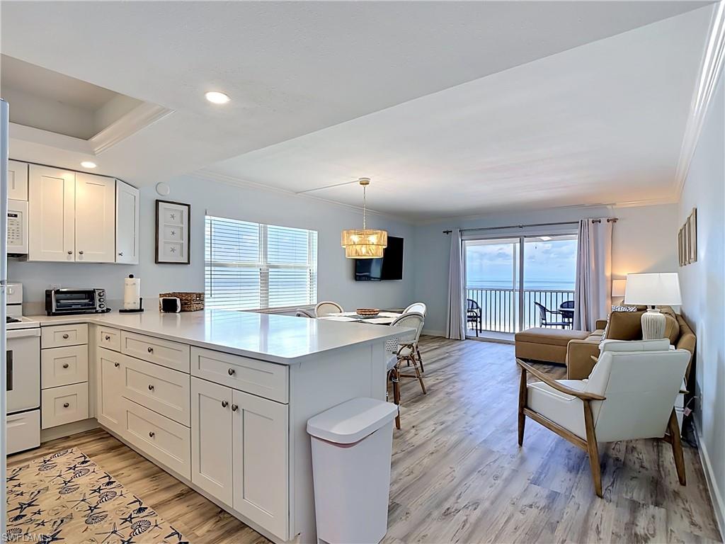100 Estero BLVD 531 photo 21