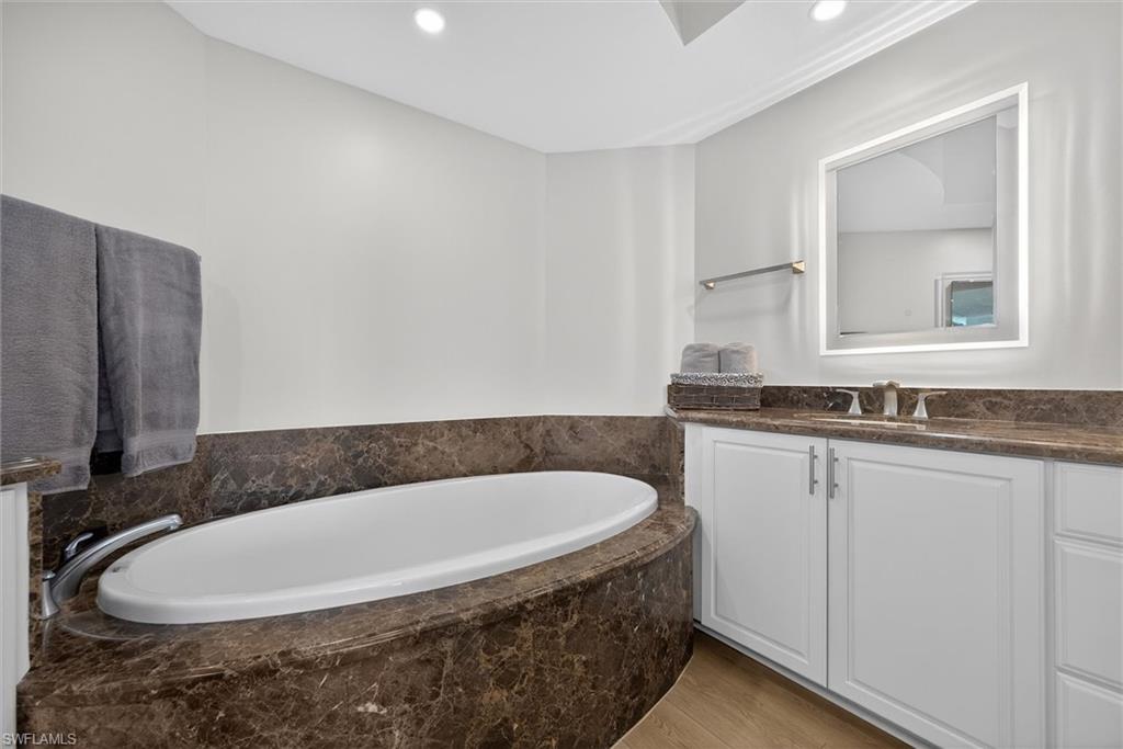 Primary_BA_soaking_tub