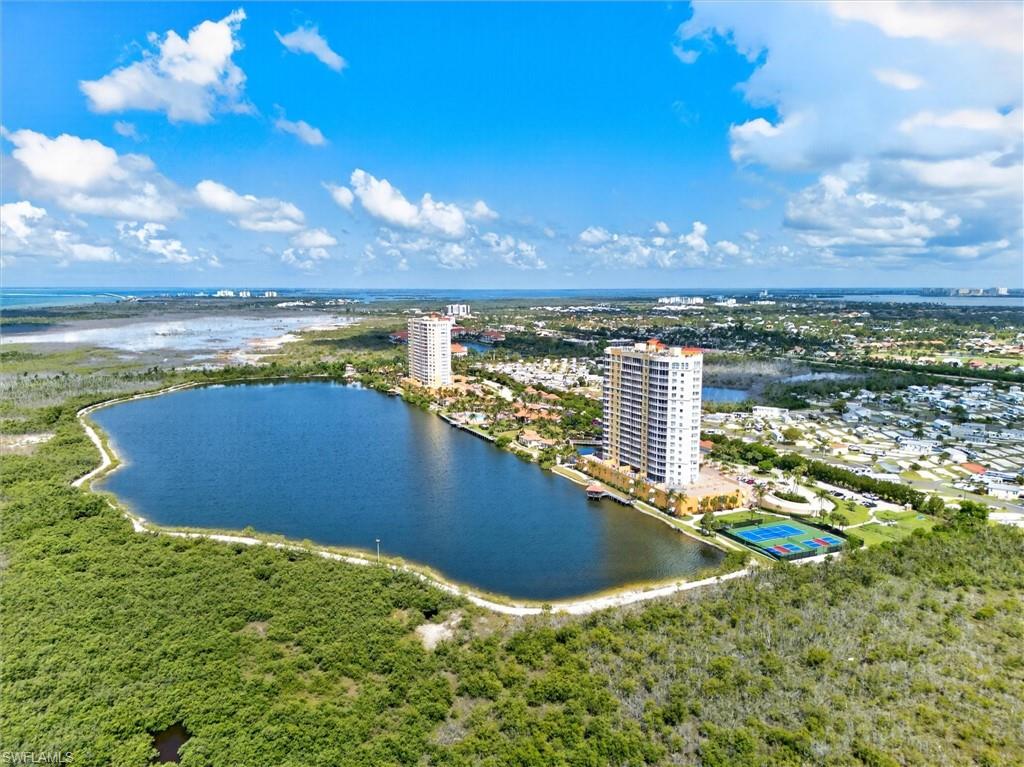 Water_views_near_and_far