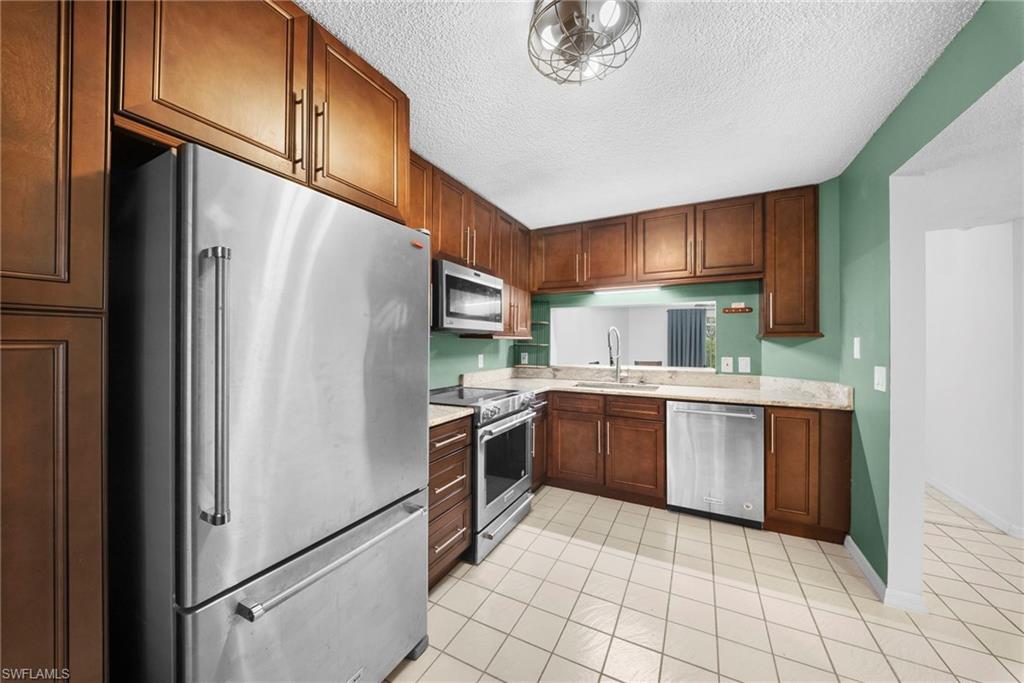 7761 Jewel LN 102 photo 14