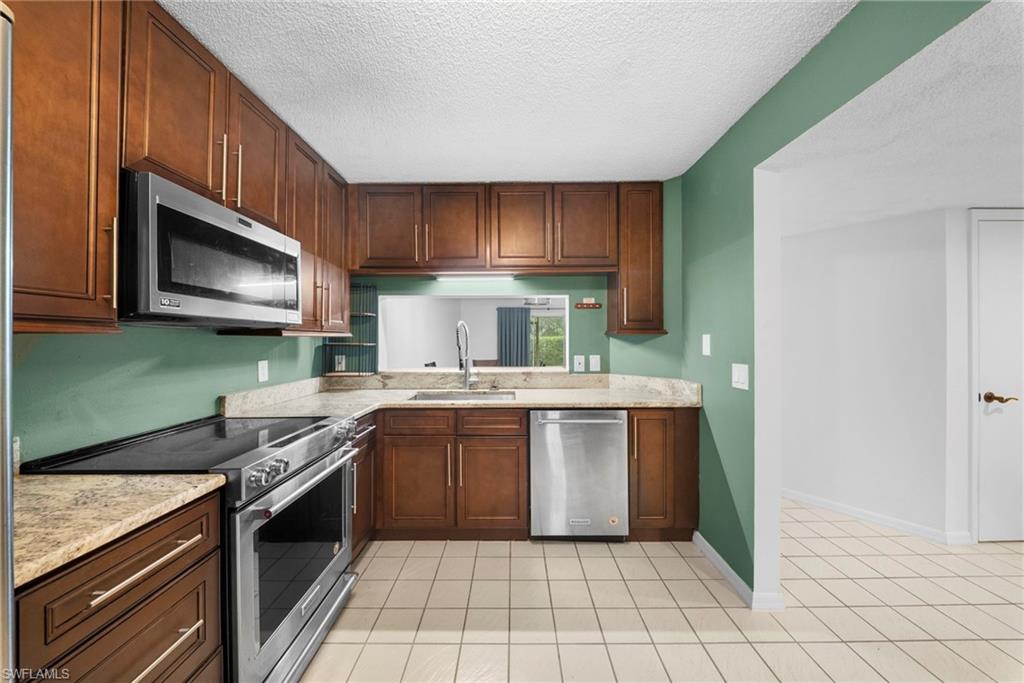 7761 Jewel LN 102 photo 15