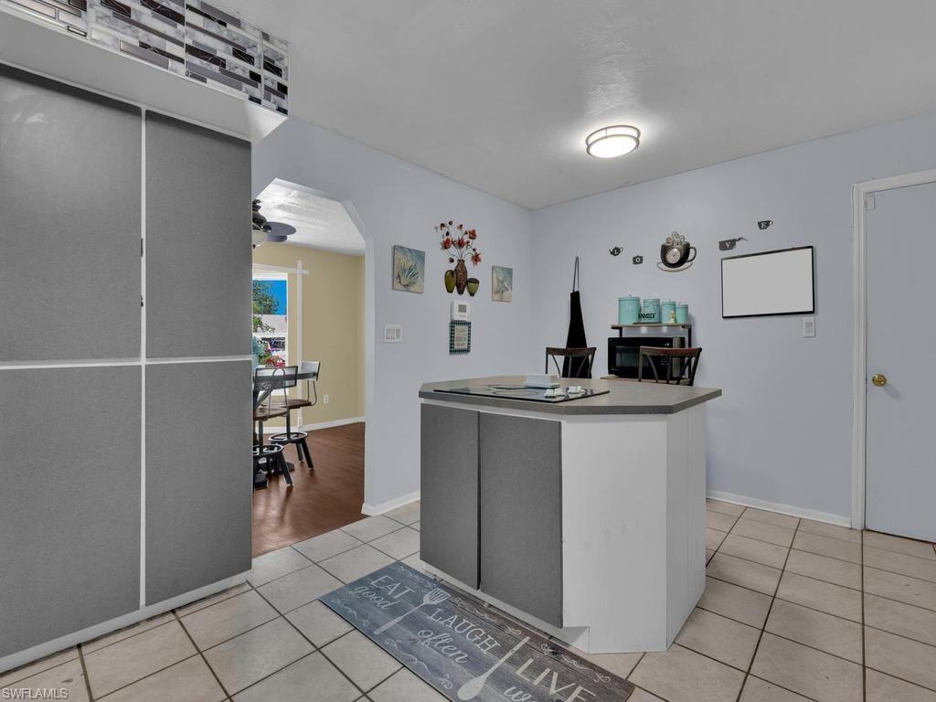 17413 Homewood RD photo 6