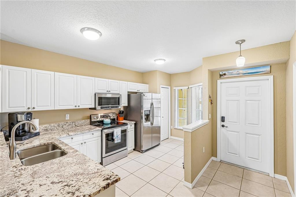 9185 Celeste DR 1-103 photo 11