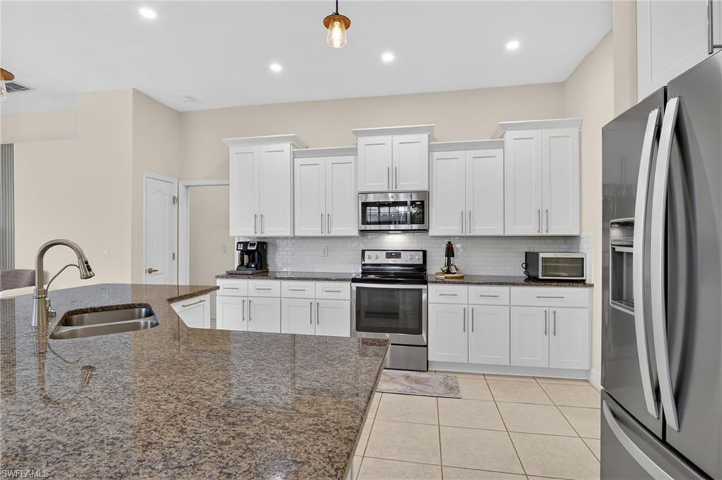 6817 Eagle ST photo 17