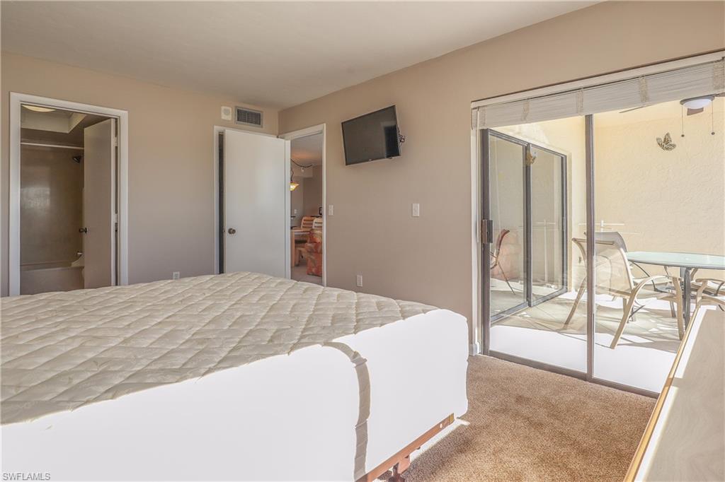 8350 Estero BLVD 223 photo 11