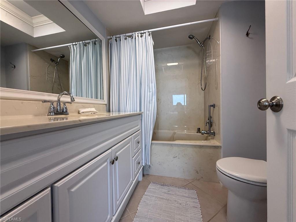 8350 Estero BLVD 423 photo 15
