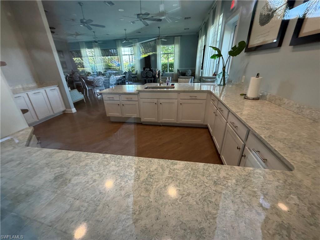 CLUB HOUSE KITCHEN
