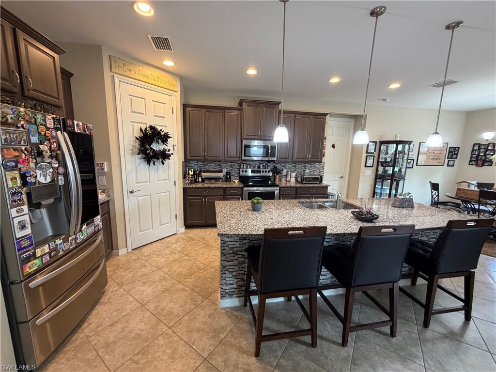 3115 Amadora CIR photo 14