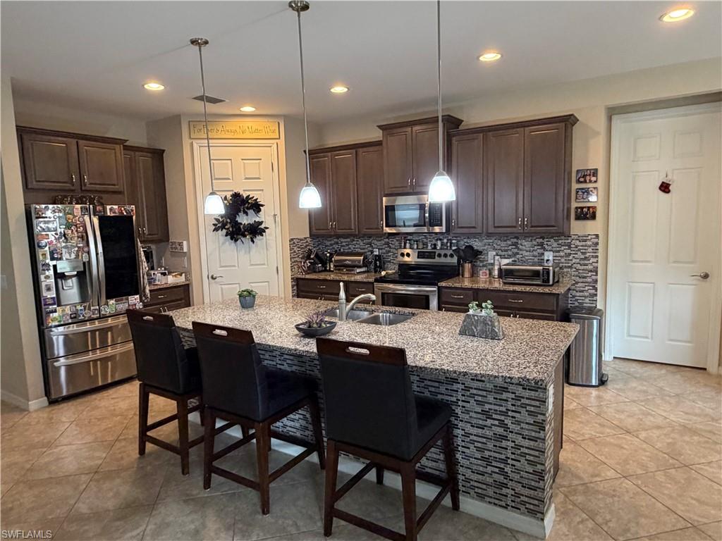 3115 Amadora CIR photo 15