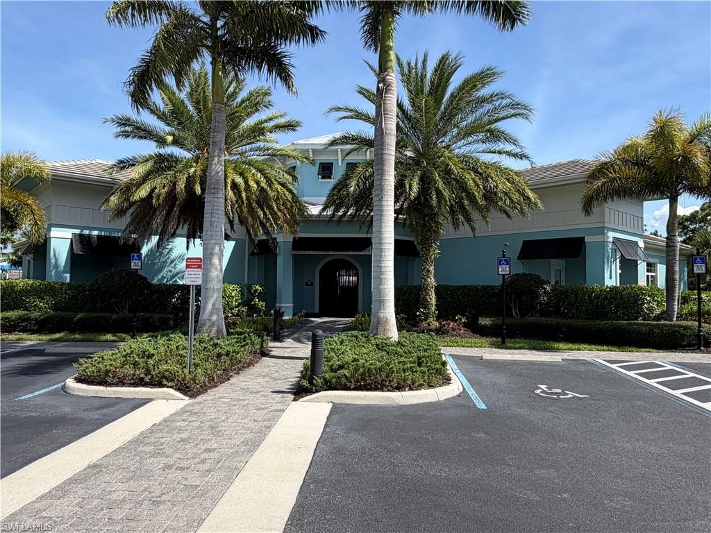 CLUB HOUSE ENTRANCE