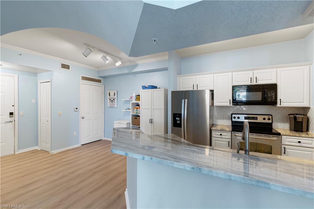 12920 Positano CIR 306