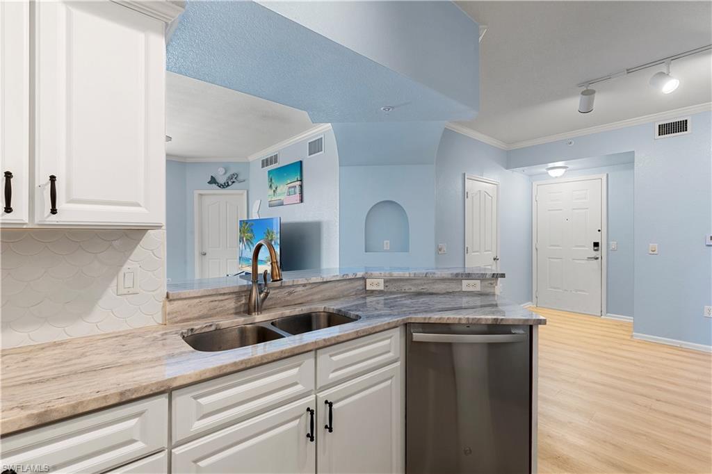 12920 Positano CIR 306
