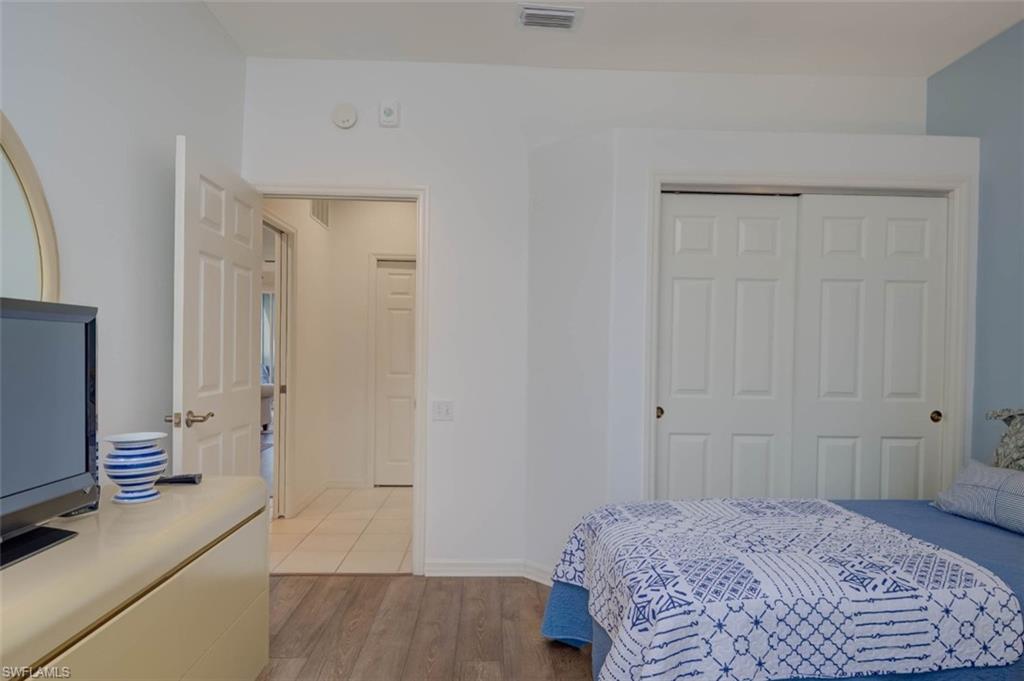 8223 Parkstone PL 102 photo 23