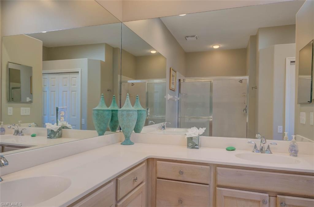 8223 Parkstone PL 102 photo 21