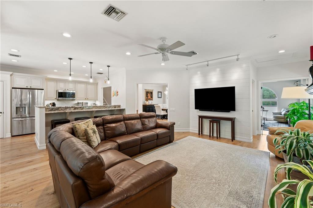 5070 Tamarind Ridge DR photo 16