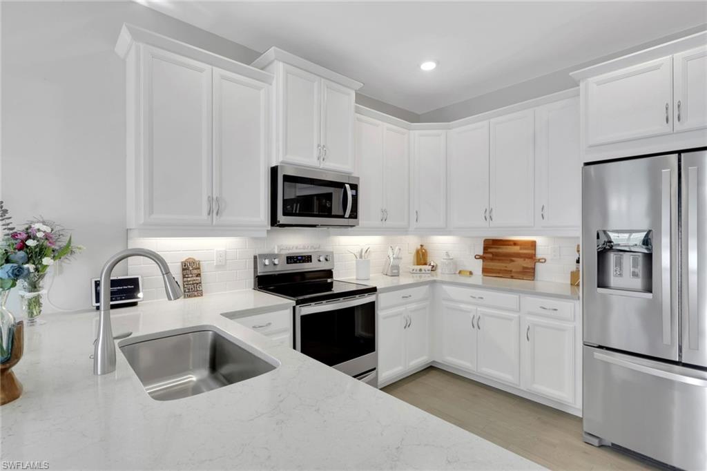 831 Enbrook LOOP photo 10