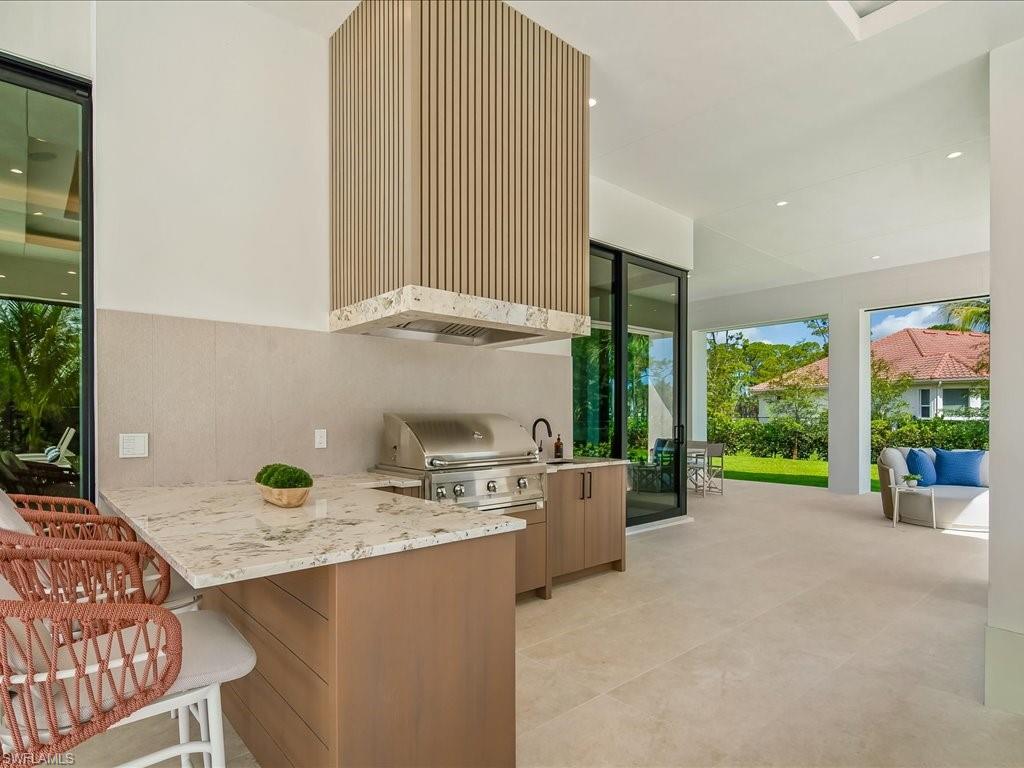 500 Ridge DR photo 48