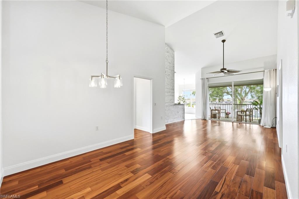 275 Cays DR 2208 photo 19