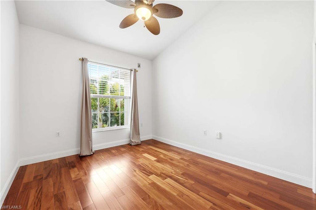 275 Cays DR 2208 photo 35