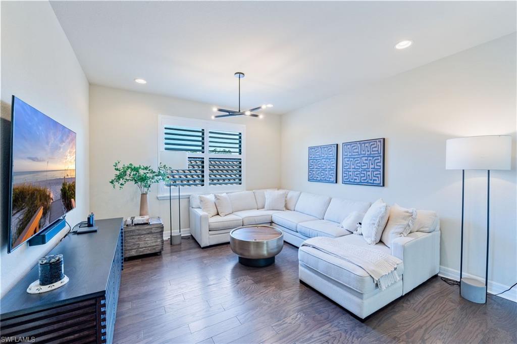 11546 Meadowrun CIR photo 14