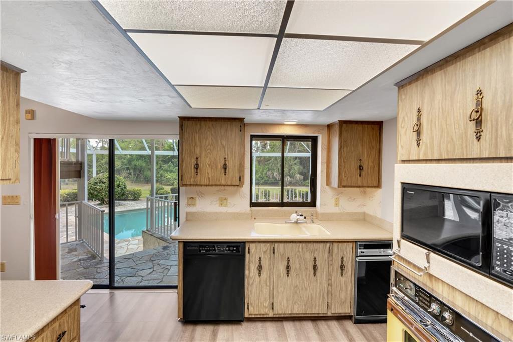 13630 Brynwood LN photo 20