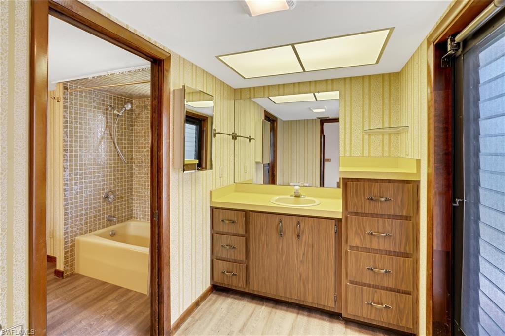 13630 Brynwood LN photo 35