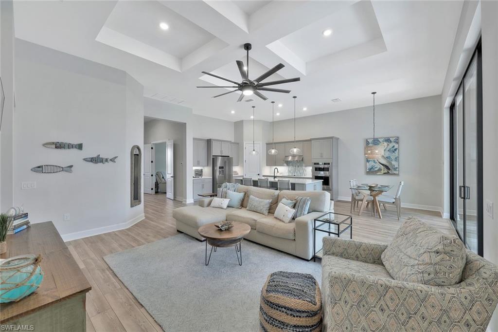 17673 Kinzie LN photo 11
