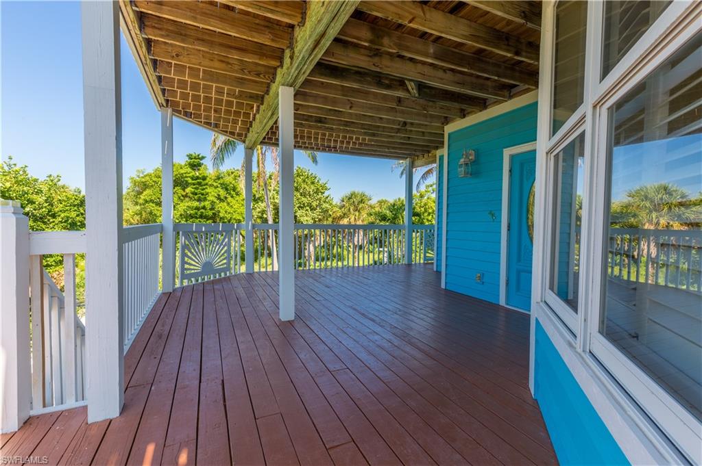 Wide wrap around decks