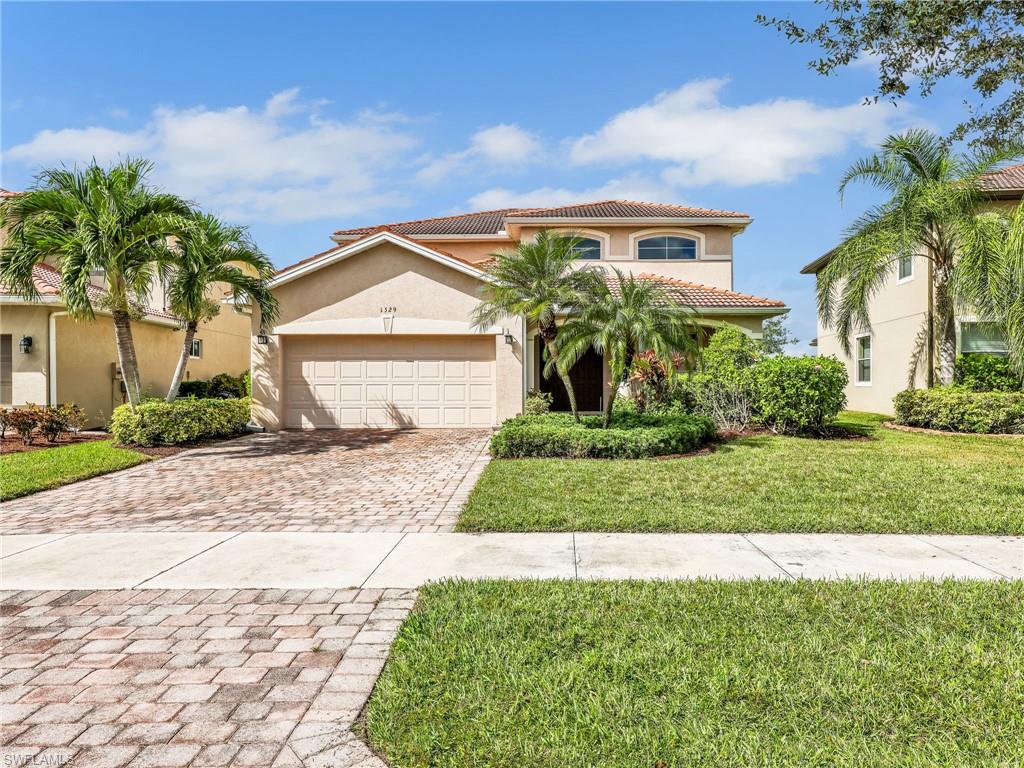 1529 Birdie DR