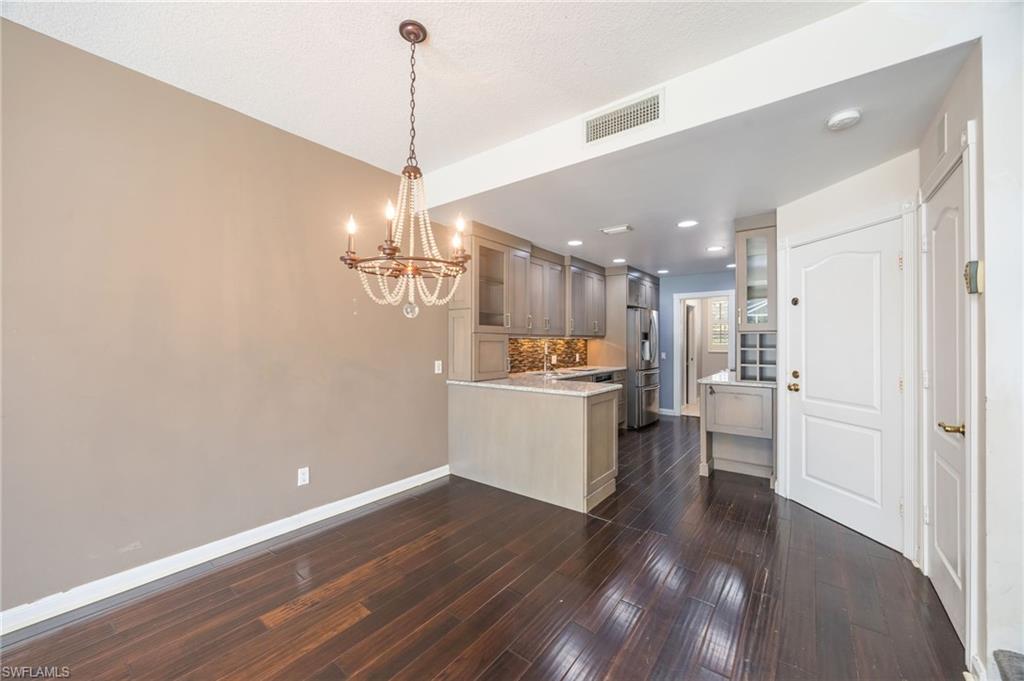 5429 Cove CIR 109 photo 6