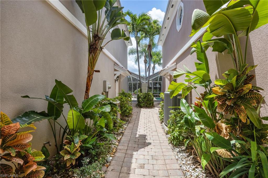 5429 Cove CIR 109