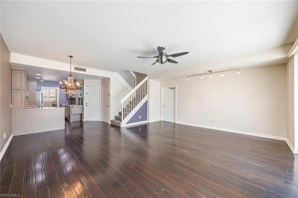 5429 Cove CIR 109 photo 9