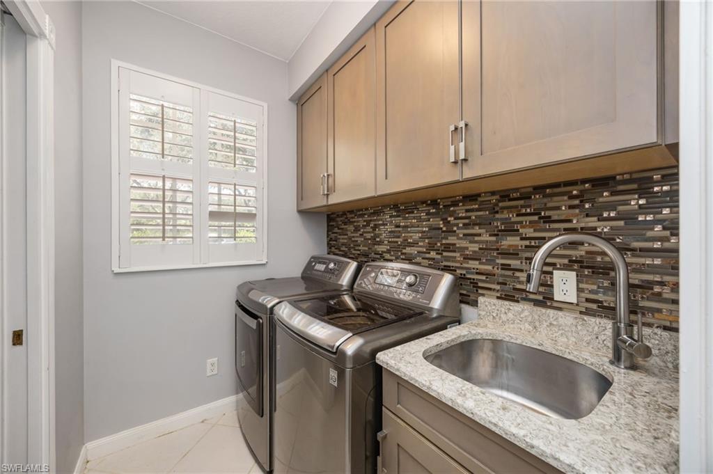5429 Cove CIR 109 photo 10