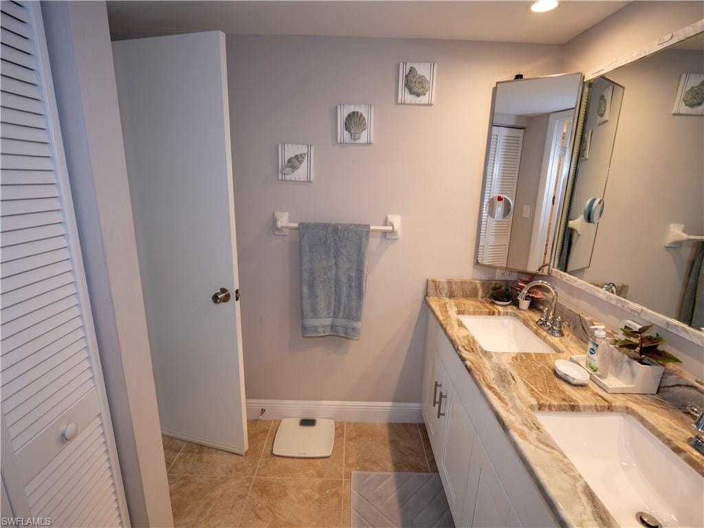 1727 Park Meadows DR 2 photo 38
